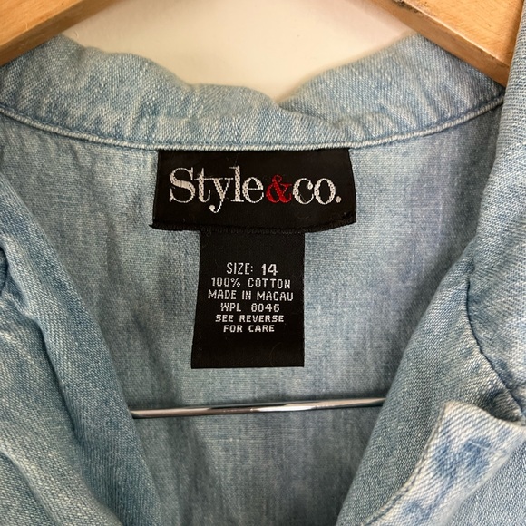 Vintage Grandma Style Floral Embroidered Vest - Picture 3 of 4